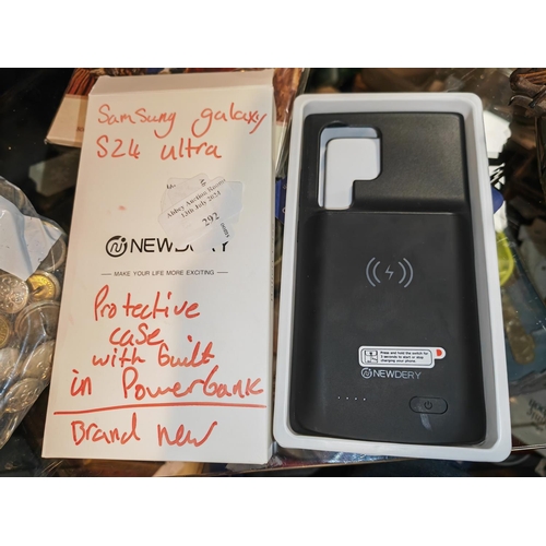 292 - Samsung Galaxy Phone Case With Built In Power Pack In Box