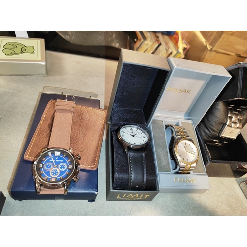 334 - 4 Men'S Watches All Boxed Including Pulsar, Daniel Hechter, Limit And French Connection 3 Working 1 ... 