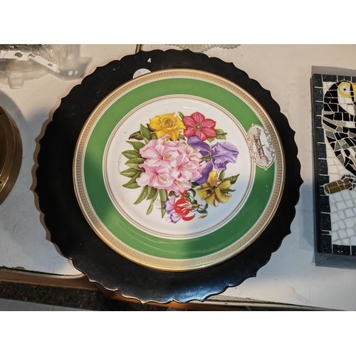 508 - 3 Mixed Plates Including A Royal Doulton Chelsea Flower Show 1981 Plate, And A Black Lacquered Plate