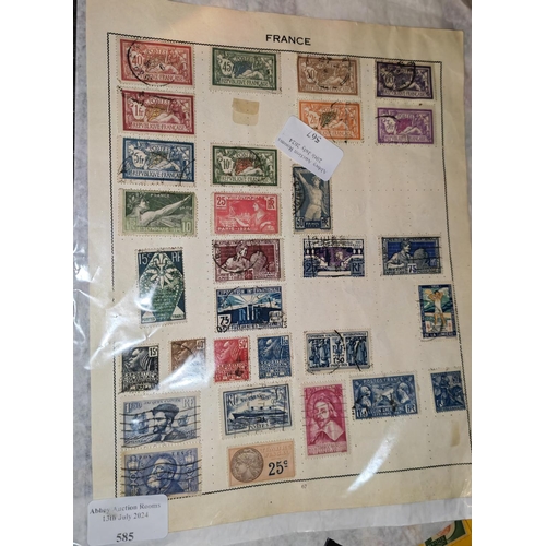 567 - Page Of French Stamps