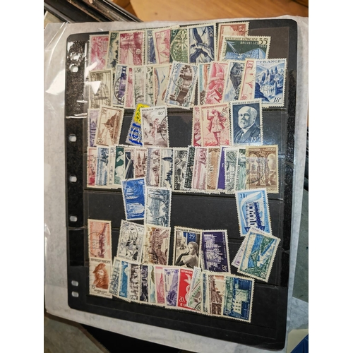 576 - 2 Pages Of French Stamps