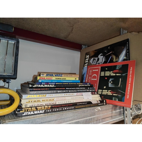 584 - Selection Of Star Wars And Red Dwarf Mainly Star Wars