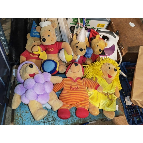 594 - 7X Disney Winnie The Pooh Bears