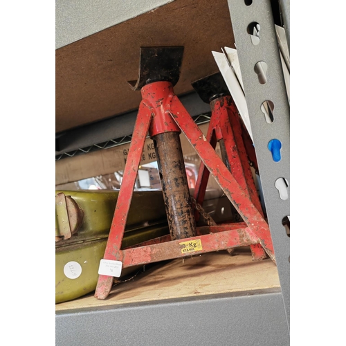 76 - Pair Of Axle Stands