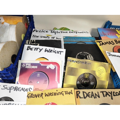 203 - 43 Soul Single Records