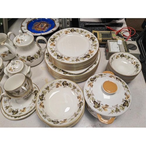 475 - Royal Doulton Larchmont Patterned Dinner/Tea/Coffee Set