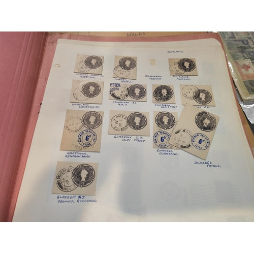 560 - 3 Folders Of Stamps On Paper