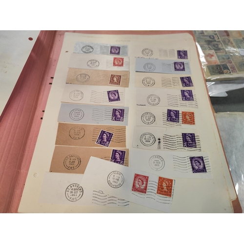 560 - 3 Folders Of Stamps On Paper