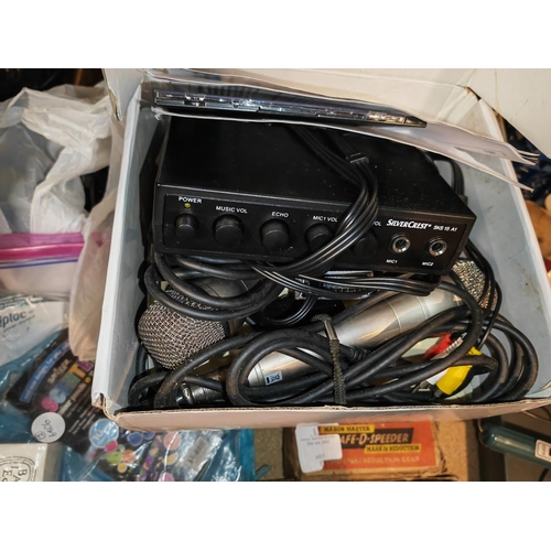 581 - Karaoke Set In Box