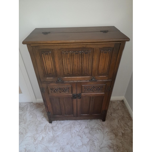 714 - Old Charm Drinks Cabinet