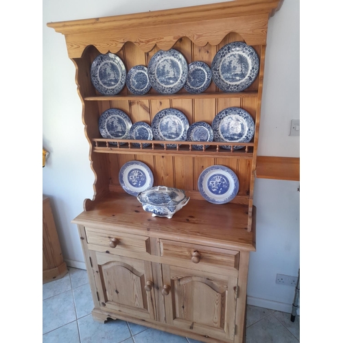 718 - Pine Dresser Plates Not Included