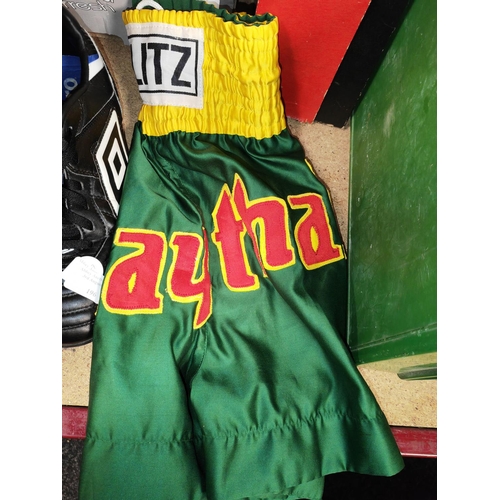 199 - Kick Boxing/Mma Shorts Size M