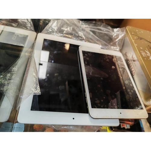 270 - 2 Ipads, Fully Charging, No Cracks Both Locked Unknown Passwords Need Unlocking For Spares