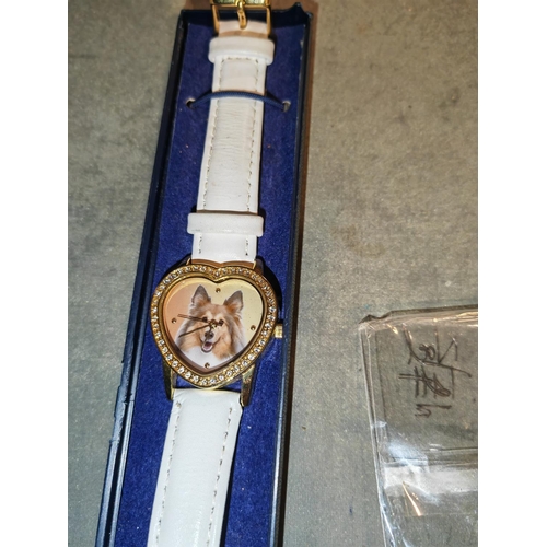 355 - Heart Shaped Lassie Dog Picture Watch New Battery Working