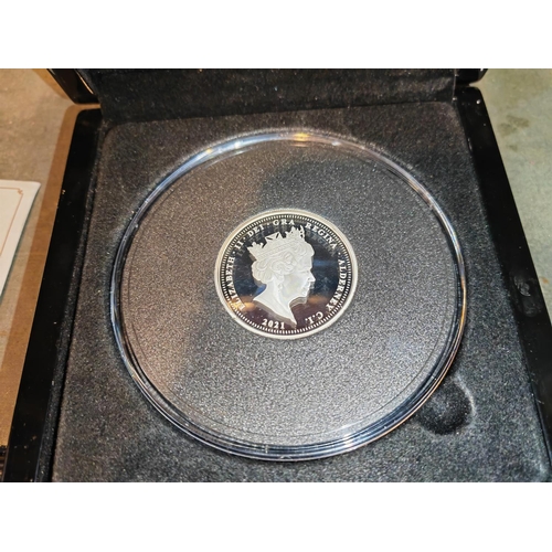 376 - Royal National Lifeboat Institution Triple Thickness £5 Silver 925 Proof Coin 75Gms In Box With Cert... 