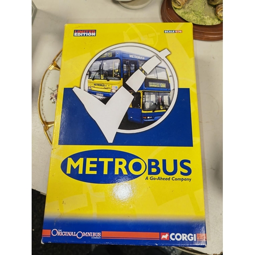 450 - Corgi Metro Bus Set Double Decker And Metro Mint Boxed