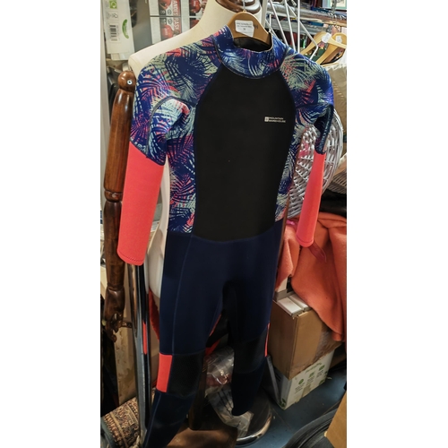 30 - Mountain Warehouse Childrens Wetsuit