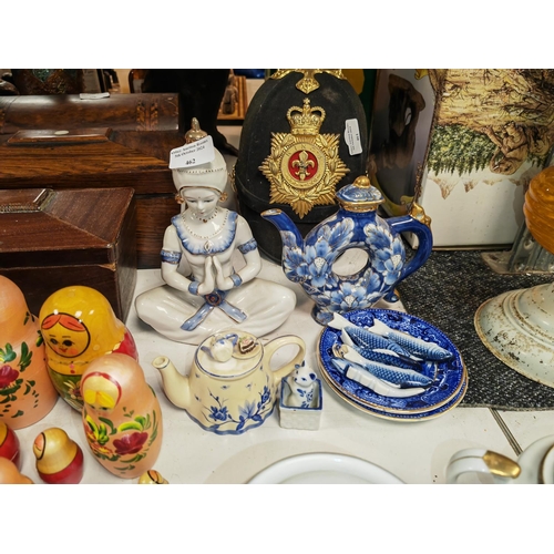 462 - Selection Of Oriental China Including An Indian Goddess