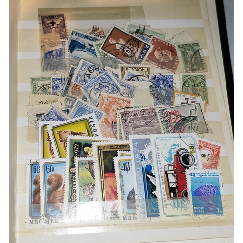 603 - Black Book Of World Stamps