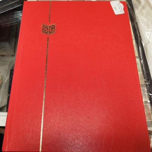 611 - Red Book Of Mint And Used British Stamps