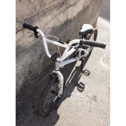 761 - Mongoose Mischief Bmx Bike 20