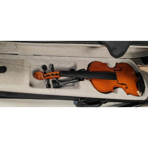 464 - Violin In Case Needs T L C