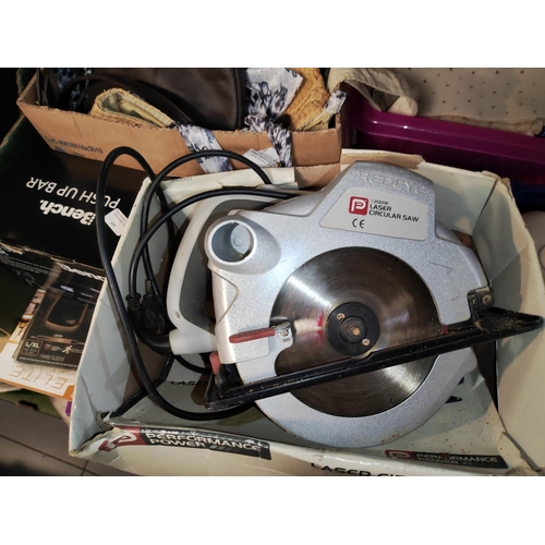 657 - Performance Power Circular Laser Saw