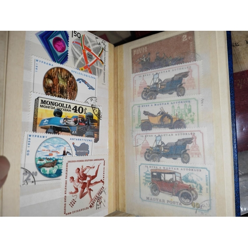 561 - 3 Stock Books Of World Issue Stamps