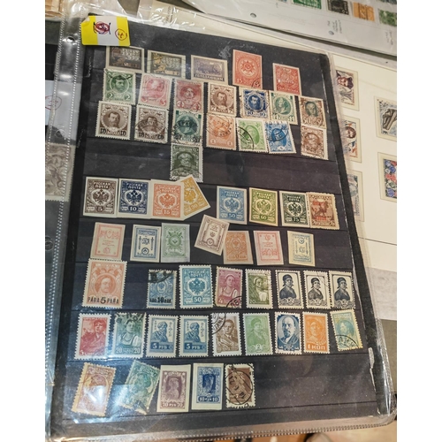 566 - 4 Pages Of Russian Stamps