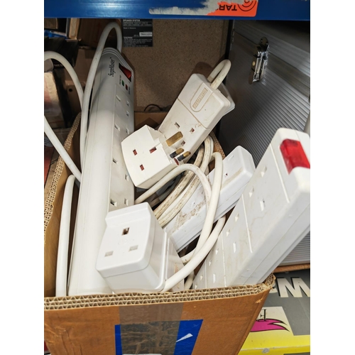 730 - Box Of Extension Leads