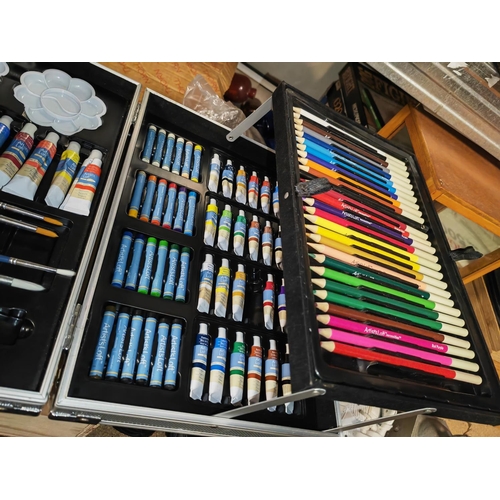 209 - Huge Artist Set With Colour Pencils, Acrylic And Water Paints, In Flight Case With Pouch Of Sketchin... 