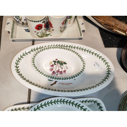 521 - Selection Of Portmeirion Botanic Garden Serving Dishes, Plates And Mugs