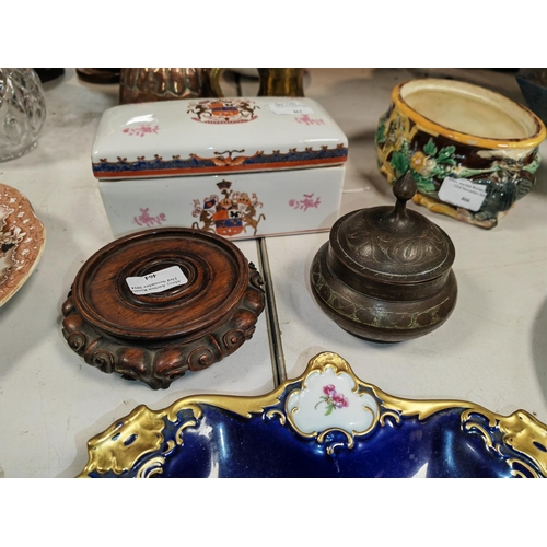 464 - Wooden Stand Plynth Plus A Small Brass Lidded Pot