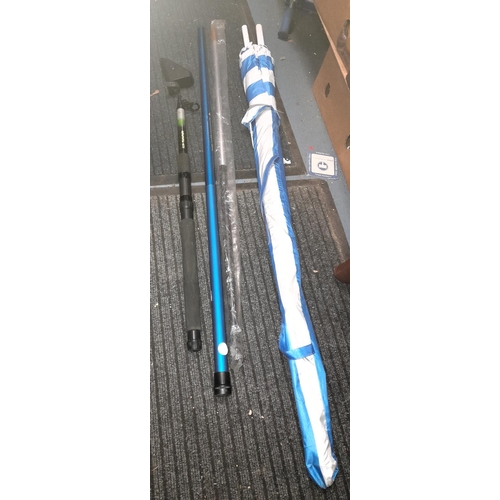 678 - Blue Stripe Tilting Parasol Plus 2 Telescopic Fishing Rode And Telescopic Fishing Polls