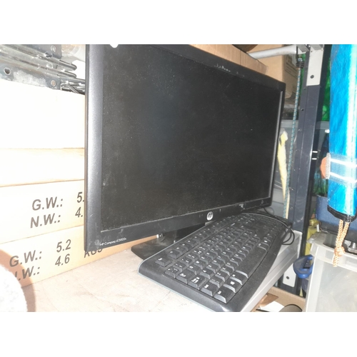 681 - Tft Monitor Plus Keyboard