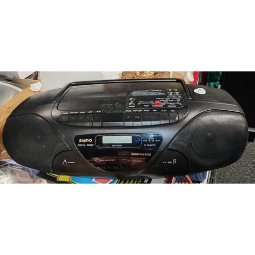 176 - Large Sanyo Radio Cassette & Cd Player All Working