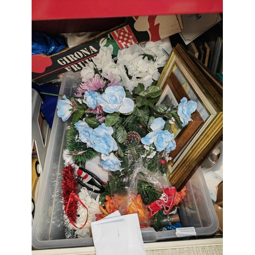 276 - 2 Boxes Of Christmas Decorations, Flowers And Others