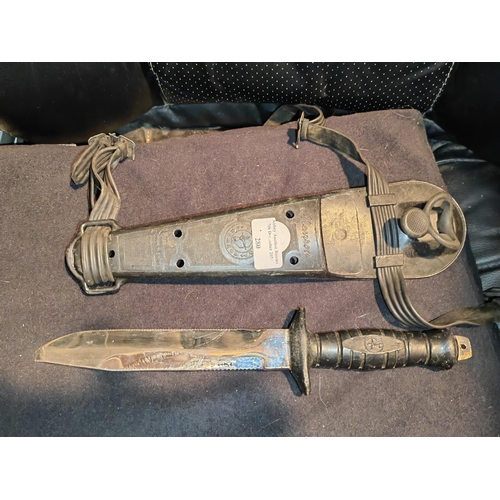 280 - Divers Knife In Sheath