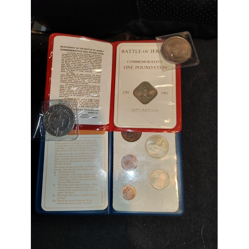 317 - Jersey One Pound Coin In Case , British Final Decimal Coins And 2 Crowns