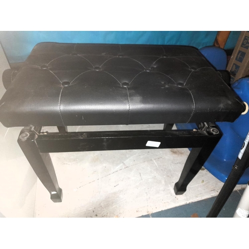 64 - Black Piano Stool With Winding Mechanism