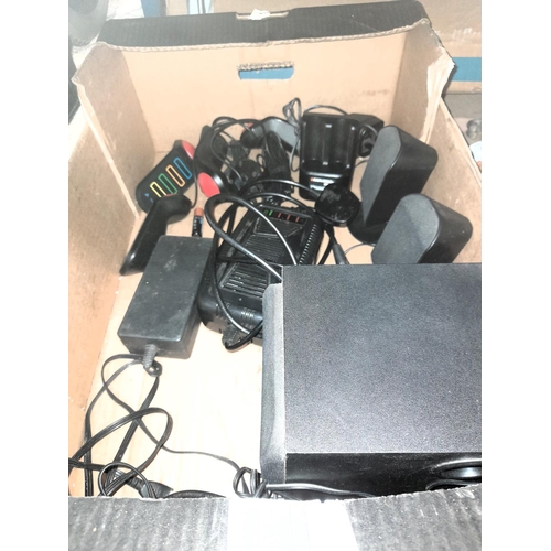 91 - Box Of Electricals Including Ps Controller, Speakers And A Jack Plug Battery For A Bike/Buggy