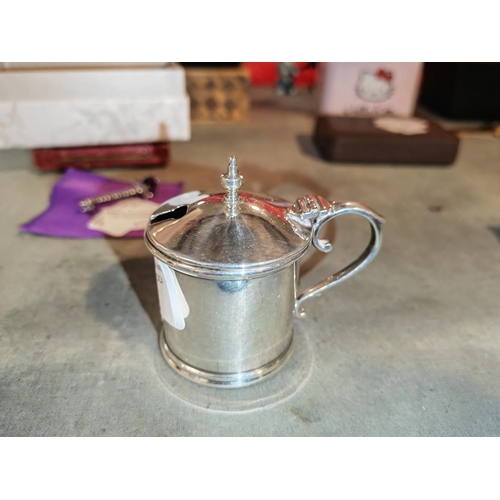 372 - Silver Mustard Pot London 1954 And Liner