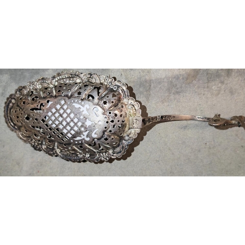 420 - Continental Silver Strainer For Sauce