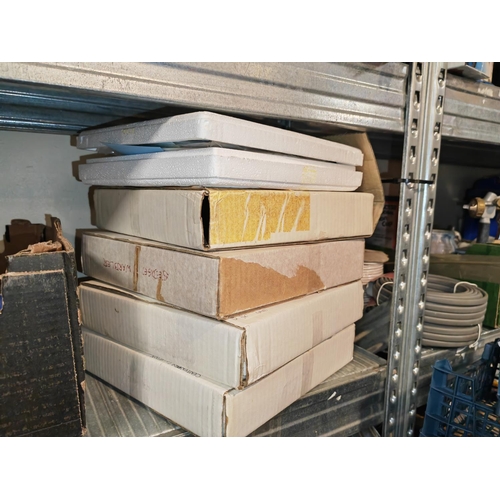 648 - 4 Picture Plates In Boxes