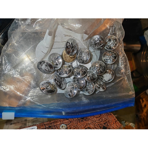 305 - Small Bag Of Military Buttons