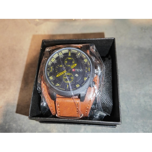 345 - Mens Leather Strapped Watch Unused In Box