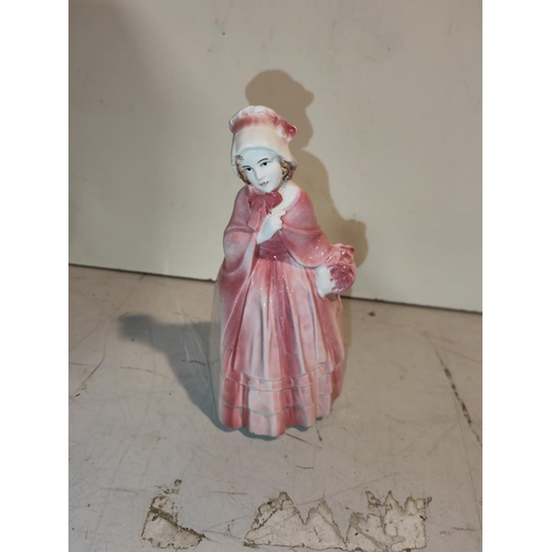 76 - Antique Lady Figurine Reg No 818083