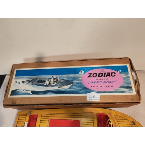 19 - Zodiac Electric Speed Boat Boxed