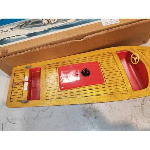 19 - Zodiac Electric Speed Boat Boxed