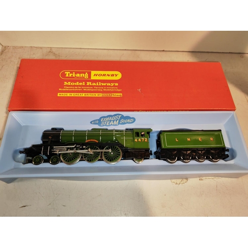 334 - Triang Hornby R855N L.N.E.R Flying Scotsman With Steam Exhaust Noise Lid Top Only No Base